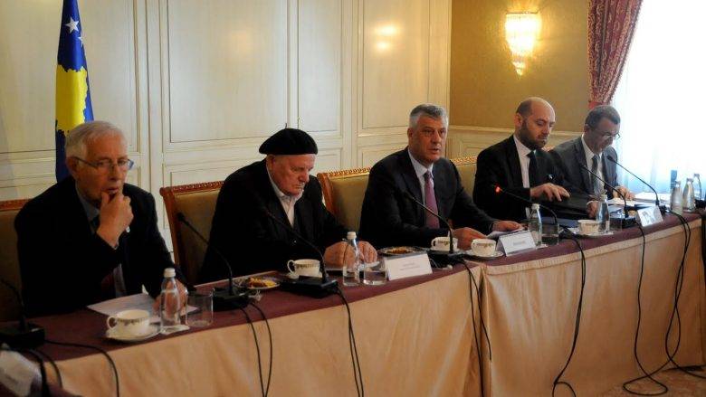 Thaçi, Gerçekler ve Barışma Komisyonunu Sivil Toplumla Görüştü