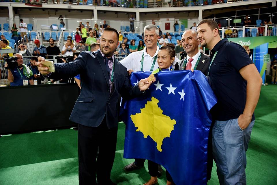 Kuka ve Kelmendi'ye Diplomatik Pasaport Verilecek