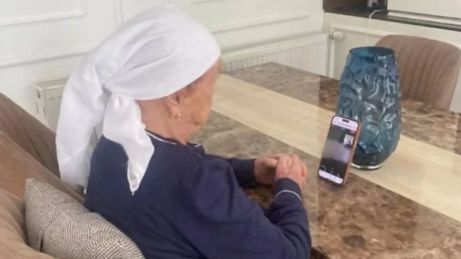 Hashim Thaçi’nin Annesi Öğlunun Doğum Gününü Kutadı