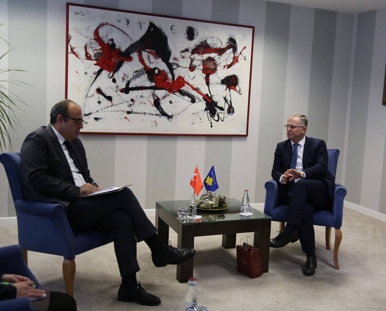 Bislimi, Büyükelçi Sakar’a Kosova’nın Entegrasyon Hazırlıklarından Bilgi Verdi