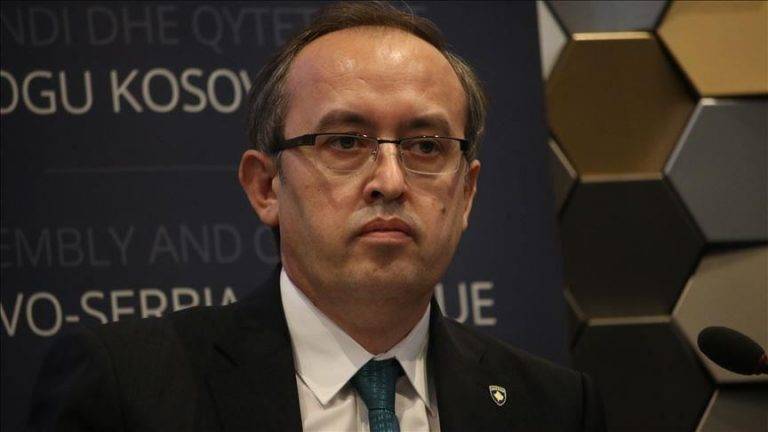 İstifa Etmeyeceğim