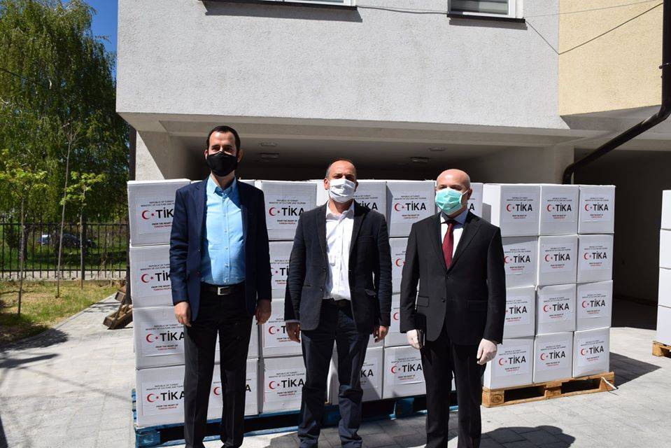 TİKA’dan Prizren’e 376 Gıda Kolisi