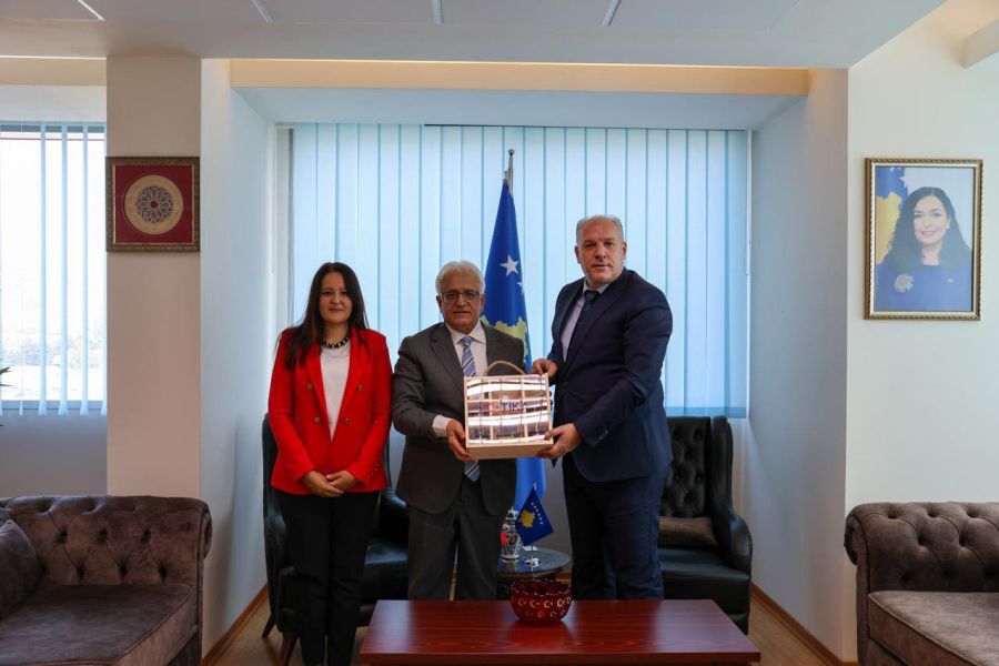 TİKA Başkan Yardımcısı Dr. Mahmut Çevik Kosova’da