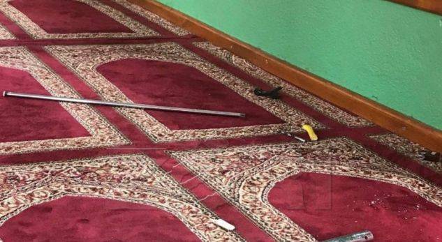 Priştine’de İkinci Kez Cami Soyuluyor