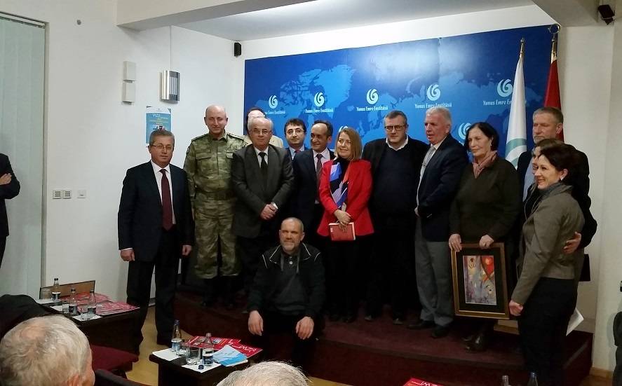 İmza Dergisi 2014 Edebiyat Ödüllerini Sahiplerine Takdim Etti