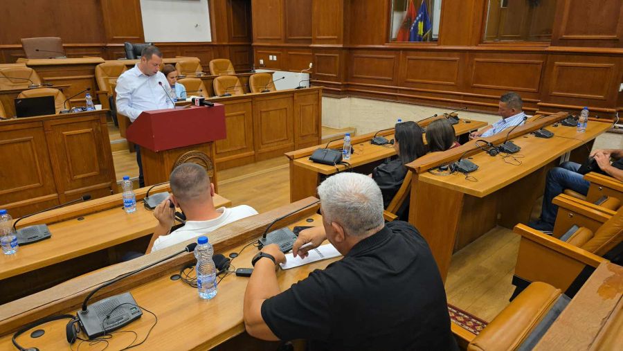 Prizren’de “Kitap Sorunu” Topluluklar Komitesi Toplantısında Ele Alındı