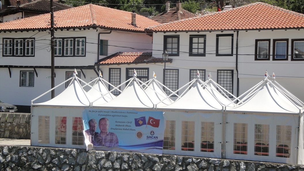 Topokli'de Her Akşam 100 Kişi İftarını Açıyor