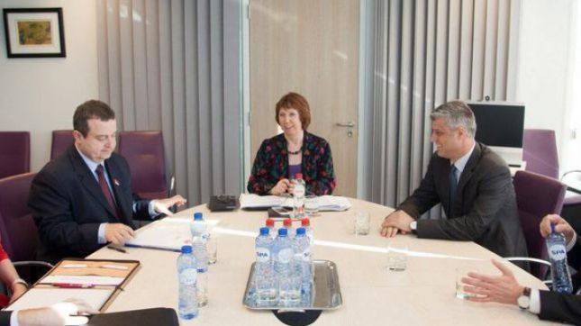 Muhalefet Ashton'un Sekiz Noktalı Belgesinin Dikkatlice Gözden Geçirilmesini İstiyor