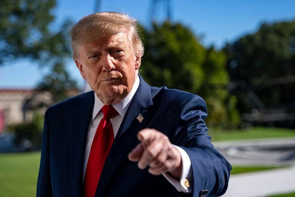 Trump’tan Dodik’le çalışan danışmanlarına uyarı: “Çıkar çatışması varsa görevlerine son veririm”