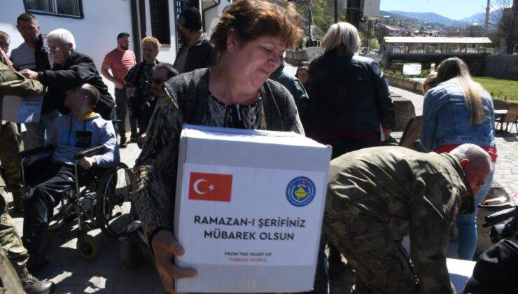 Türk Askeri Ramazan’da da Kosovalıların Yanında