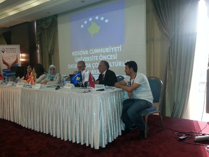 Eğitimcilerimiz Uluslar arası Öncü Öğretmenler Zirvesi'nde Kosova'yı Temsil Etti
