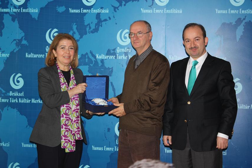 TÜMED Priştine'de Lise Öğrencileriyle Buluştu