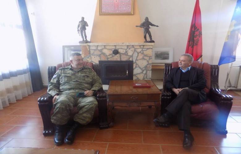 Türk Temsil Heyeti Başkanı Kaçanik Belediyesini Ziyaret Etti