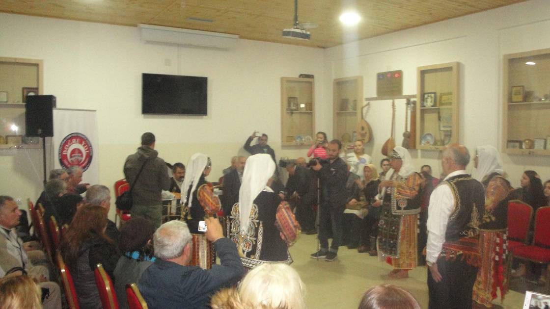 Türkmen Alevi Bektaşi Vakfı ve "Doğru Yol" Derneği Kardeş Oluyor