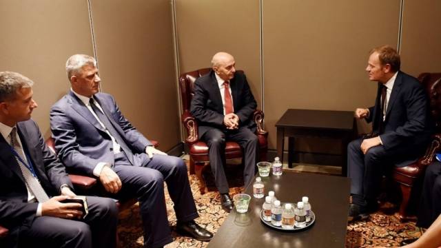 Tusk, Kosova'nın Avrupa Entegrasyonu Sürecine Destek Sunmaktadır