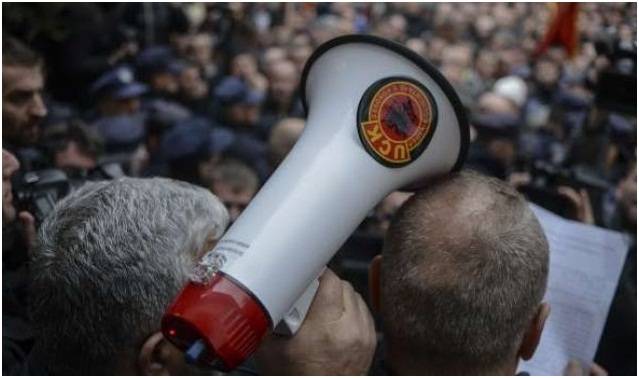 UÇK Eski Savaşçıları Protesto Ediyor