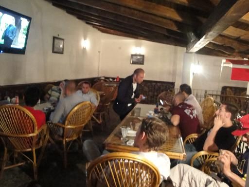 Hollandalı Gençler Vuçitırın'da Okul Tadilatı Yaptı