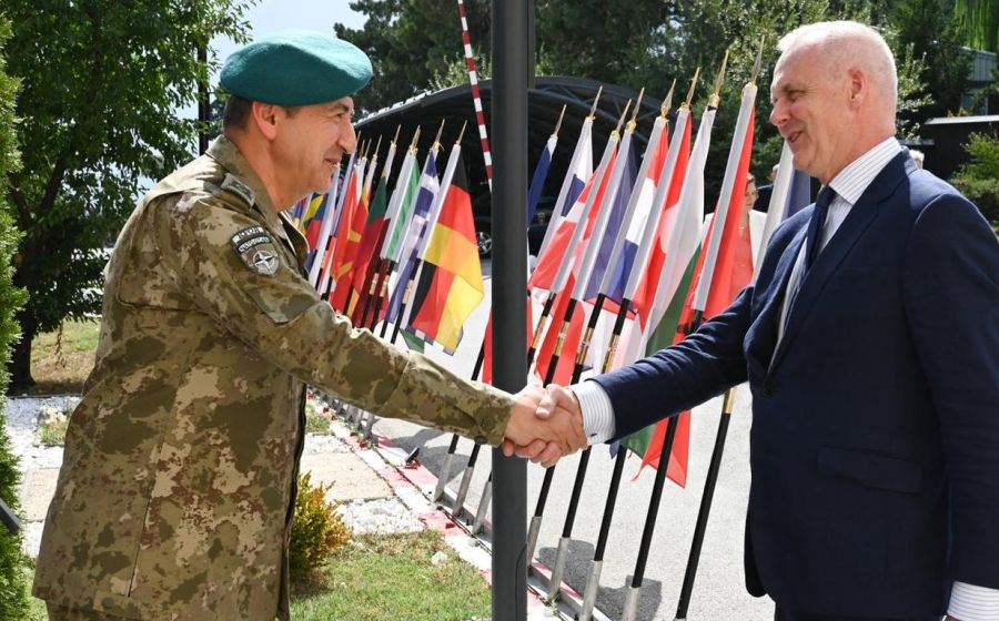Tümgeneral Ulutaş, Üst Düzey NATO Yetkilisiyle Diyalogu Konuştu