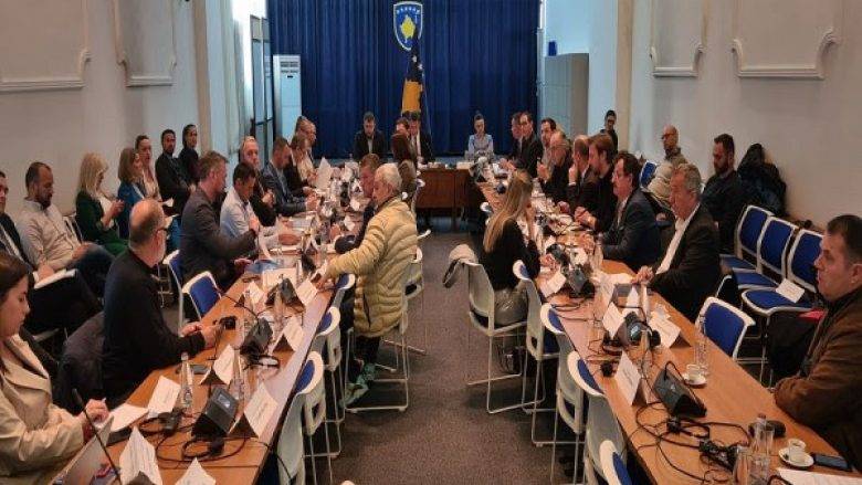 Küçük Partiler Seçim Barajının Düşürülmesini İstiyor