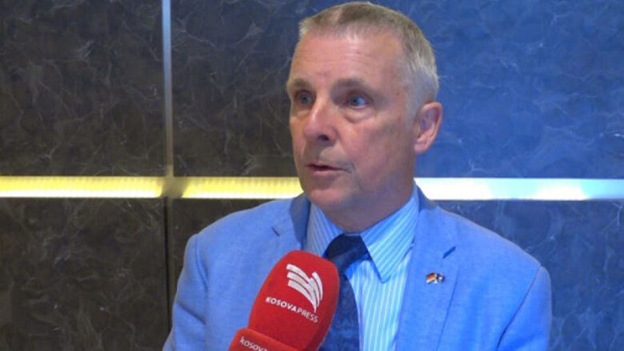 Kosova Siyasetçileri Partilerinden Çok Devleti Düşünmeli