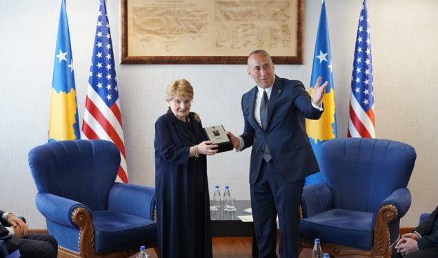 Kosova,  ABD ve Albright’a Minnettar