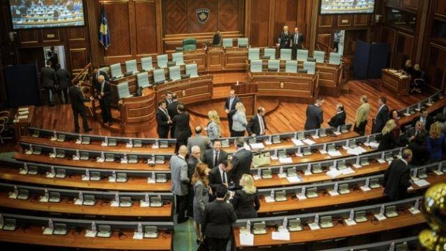 Ablukadan Çıkılması Cumhurbaşkanı Jahjaga ya da Uluslararası Camianın Elinde