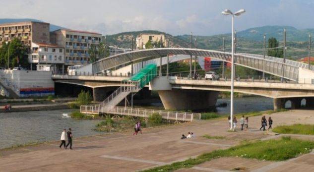 Mitroviçalılar Köprünün 3 Mart'ta Açılacağından Şüpheli