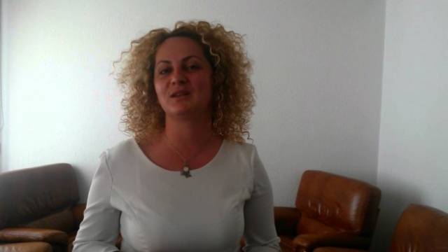 Donika Kadaj- Bujupi Zehirlenmemiş, Üşütmüş