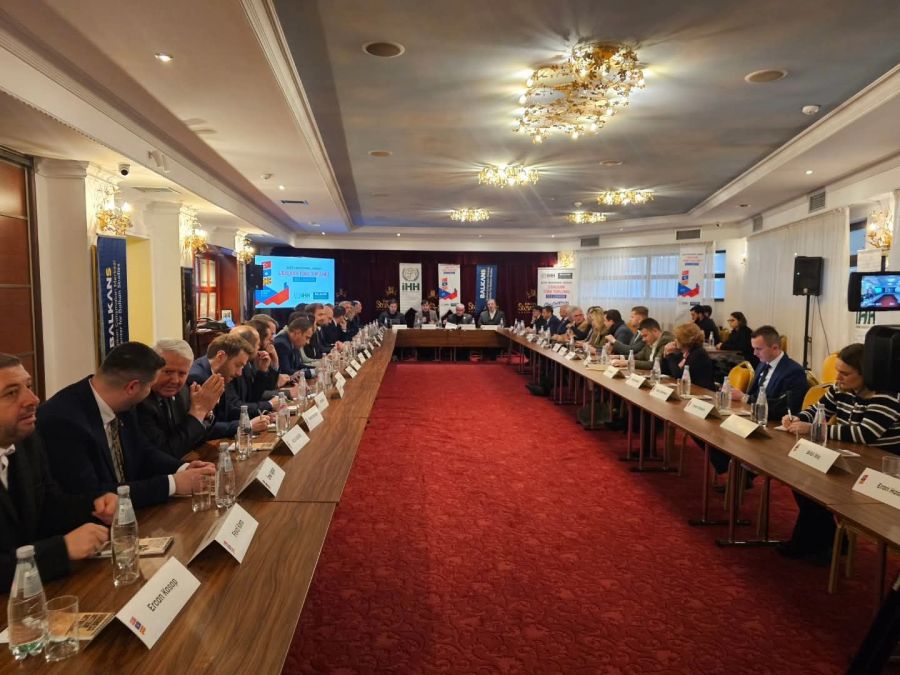 Üsküp’te Kuzey Makedonya–Kosova 1. Balkan Türk Toplumu Buluşması Düzenlendi
