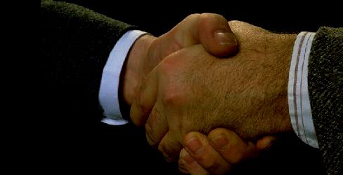 Politika: AB ve Sırbistan Bildiri Değişimi Konusunda Uzlaştı