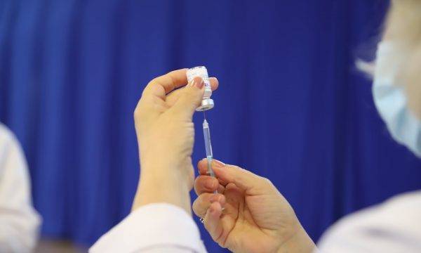 Bugüne Kadar Yaklaşık 700 Bin Vatandaşımız Çift Doz Aşı Oldu