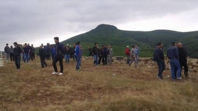 Llapushnik'te Protesto Sürüyor