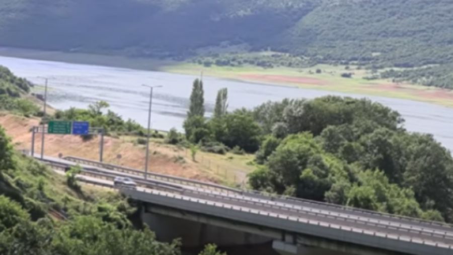 Vırmiça'da Göçmen Kaçakçılığı Ağı Ortaya Çıkarıldı