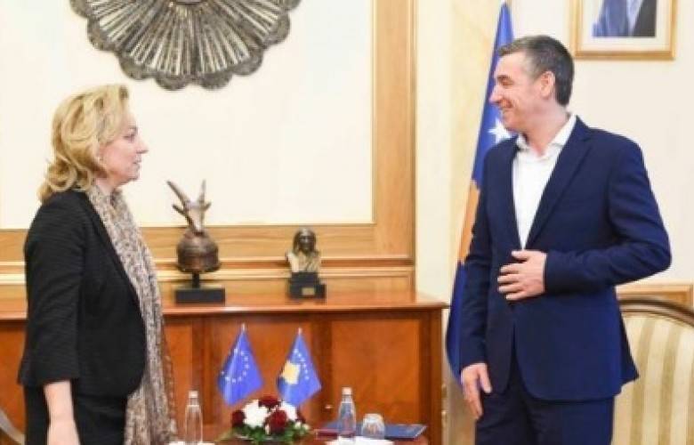Apostolova'dan Son Çağrı: Sınır Anlaşmasını Oylayın