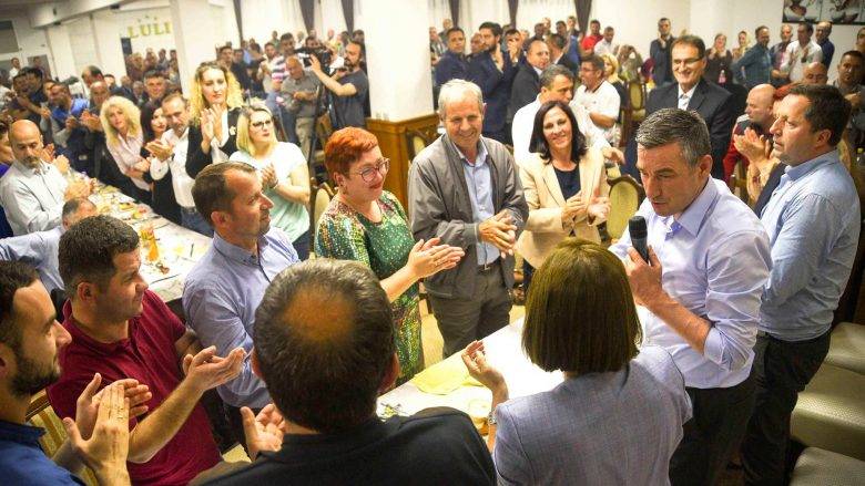 Veseli, Gilan'da İftar Yemeğinde PDK Sempatizanlarıyla Buluştu