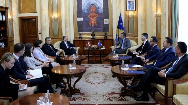 Veseli: Kosova'nın İzole Edilmesi Anlamsız