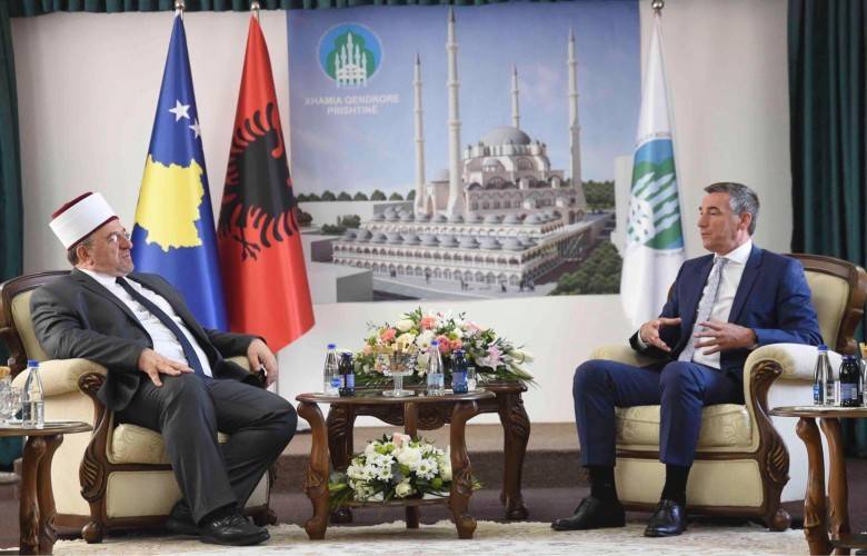 Aramızda Sevgi ve Dayanışma Güçlüdür