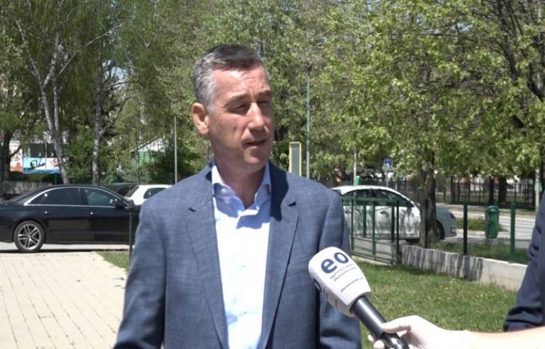 PDK Başkanı Kadri Veseli de Koronavirüsten Pozitif Çıktı