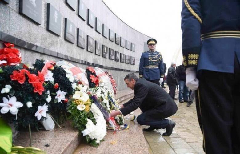 AB, Sırbistan’a Karşı Kayıtsız Kalıyor