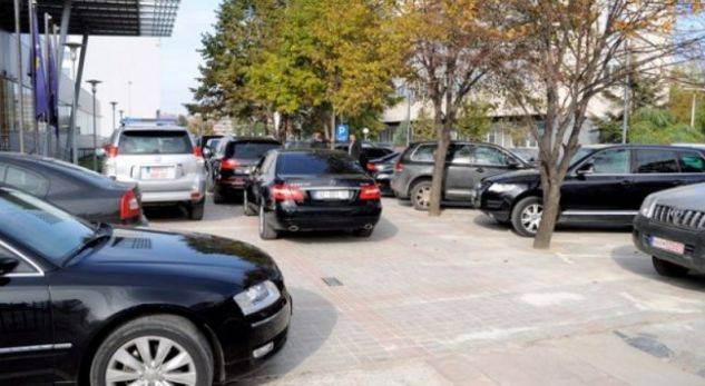 Bakanlıkların Makam Araçları Masrafları Hala Yüksek