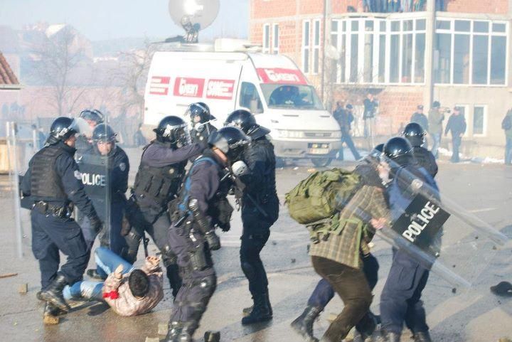 Vetëvendosje Protestosuyla  İlgili 5 Şikayet