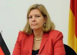 Viets: Özel Mahkemenin Tartışılması Kosova İçin Tehlikeli