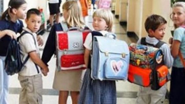 Priştine İlköğretim Okullarında Öğrencilerin Sağlık Taraması Başladı