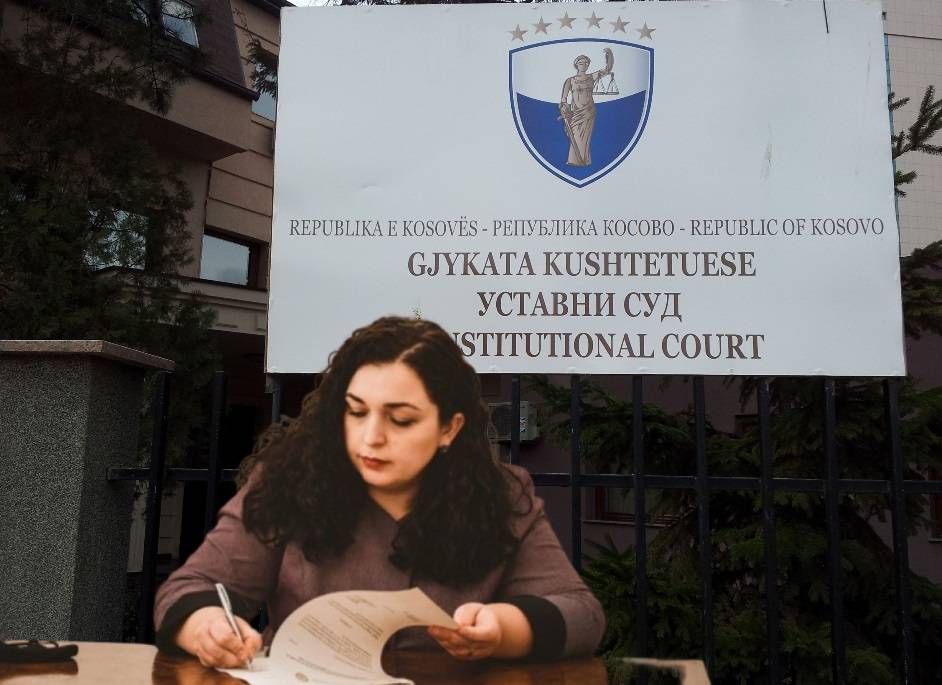 Mahkeme Kararına Kadar Cumhurbaşkanı Kamu Görevlileri Yasasına Onay Veremez