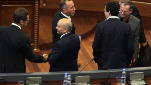 VLAN: Koalisyon Birlik İçinde