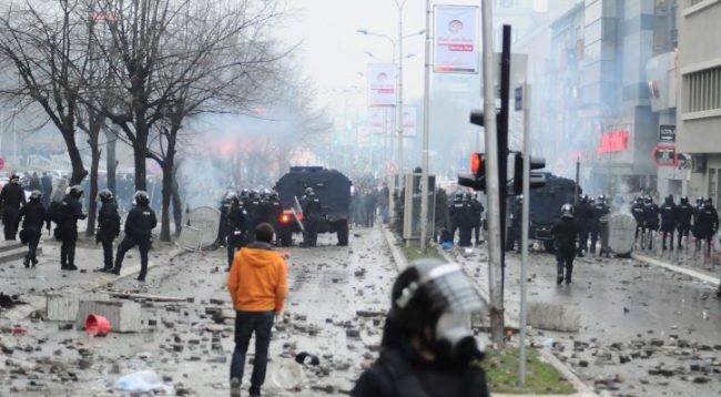 Vetvendosje 29 Eylülde Tek Başına Protesto Edecek