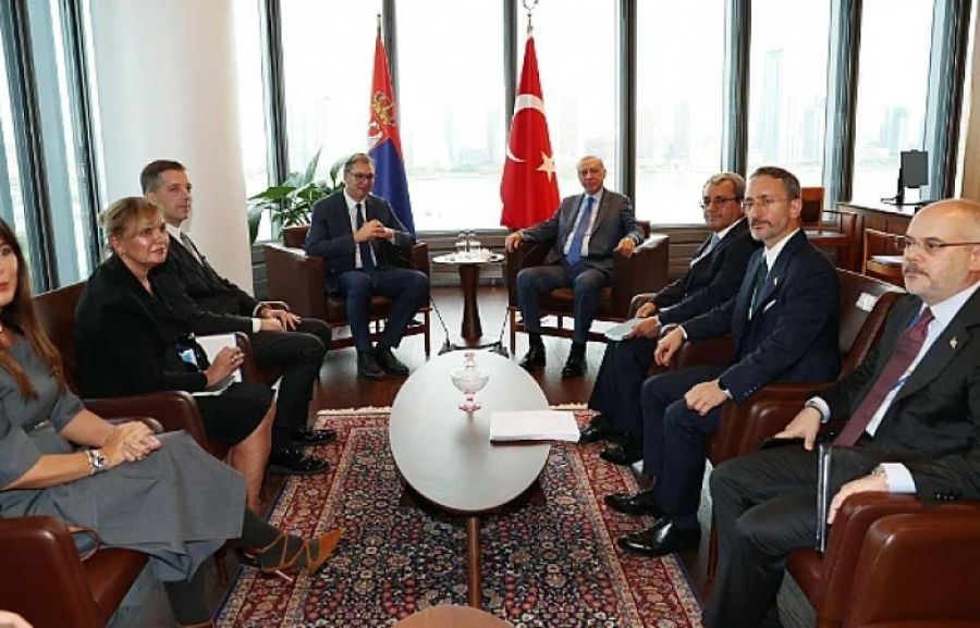Sırbistan ile Kosova Arasında Diyalog Süreci Devam Etmeli