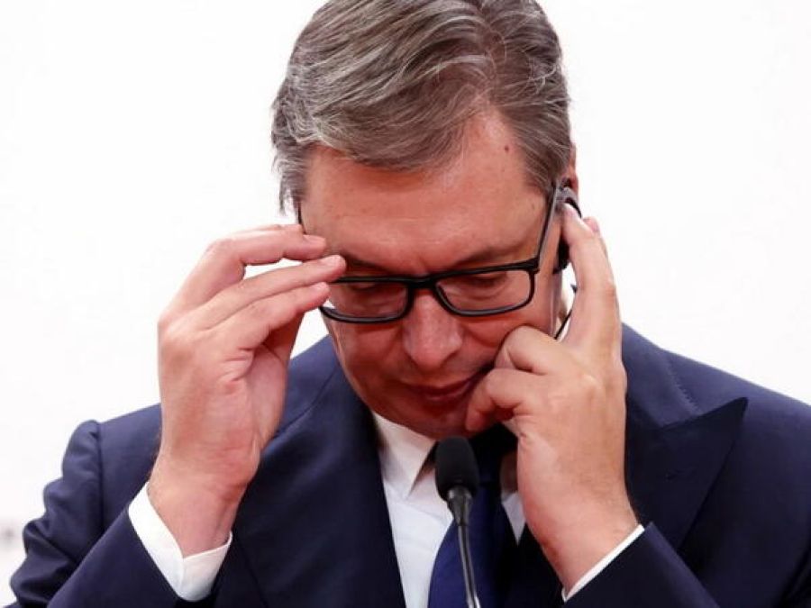 Vučić kontrolü kaybediyor: "Sırp dünyası"ndan siyasi çöküşe