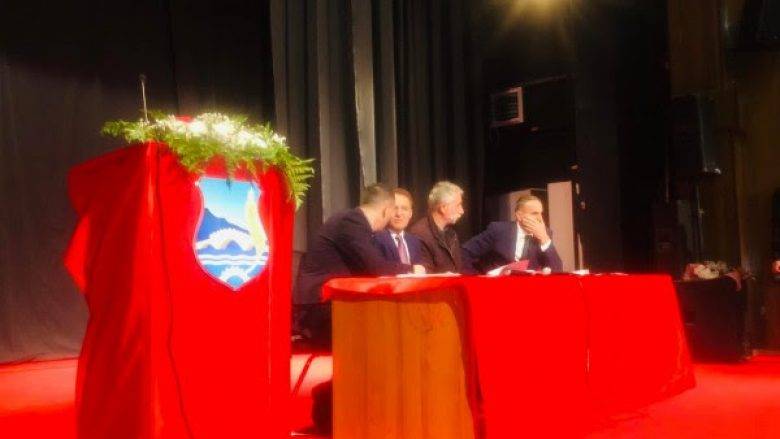 Vuçitırın Belediye Başkanı Ferit İdrizi Yemin Etti