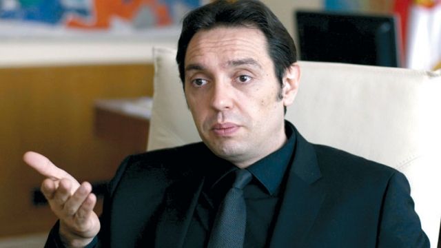 Vulin Seçim Kampanyası için Mitroviça'da